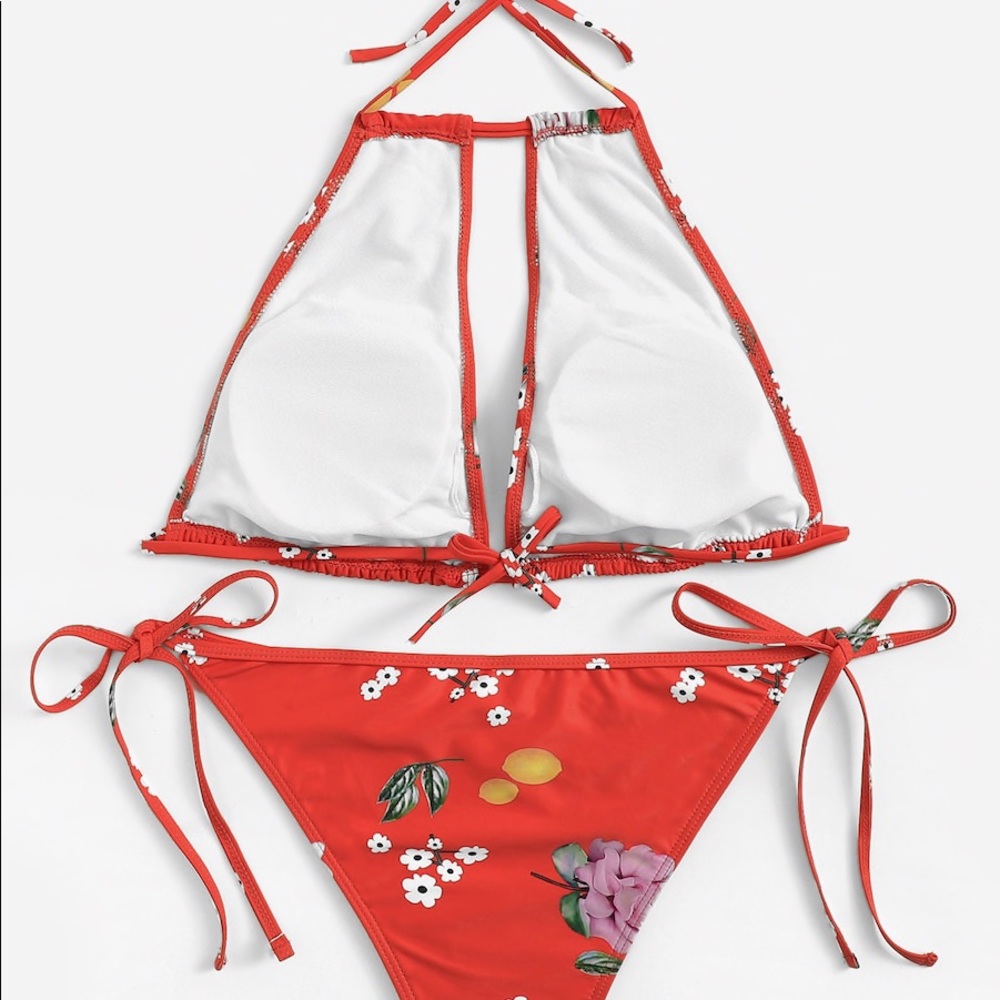Red floral bikini - Picture 4 of 8